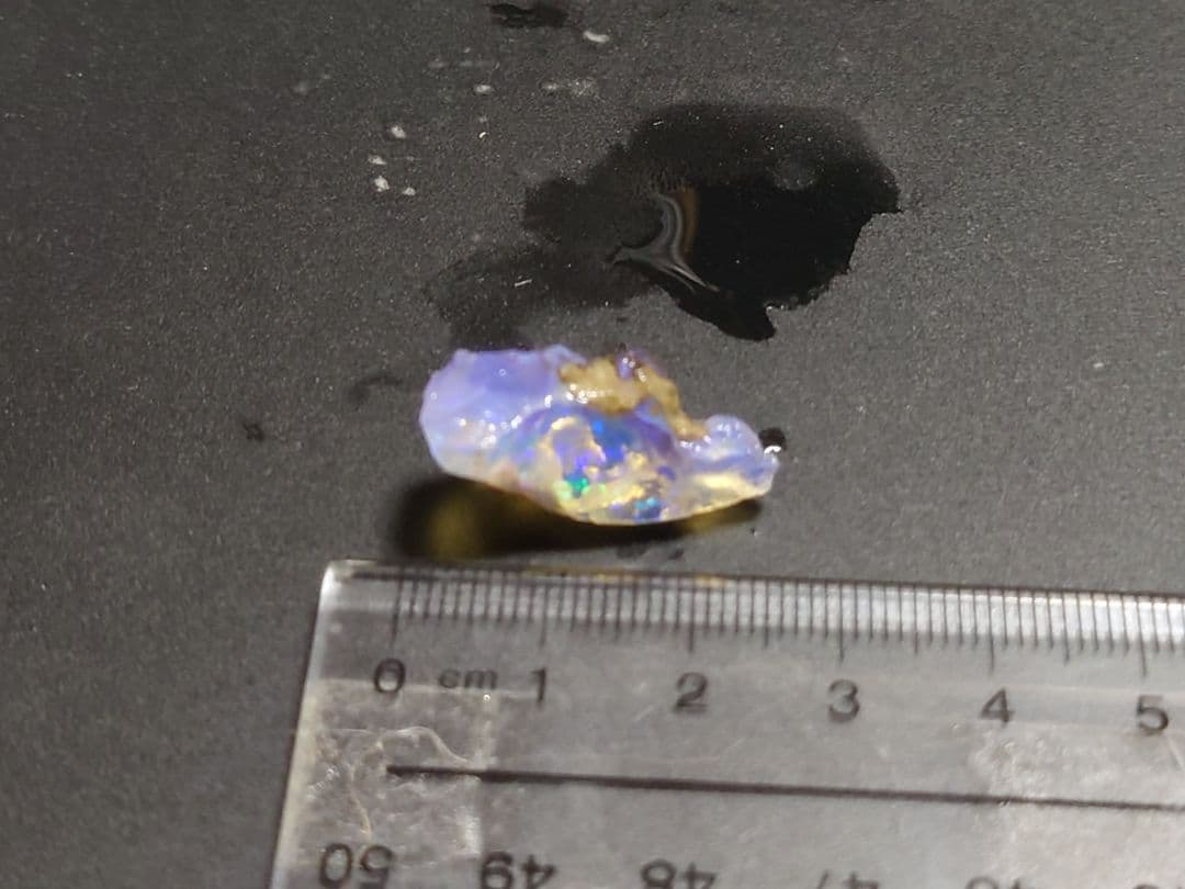 オパール　原石　ウェロ産　鉱物　標本　原石　プレシャス　チョーク