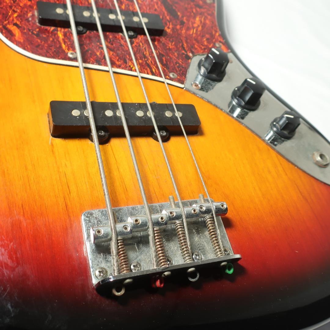 Laid Back ジャズベースタイプ エレキベース ビンテージレザーケース付