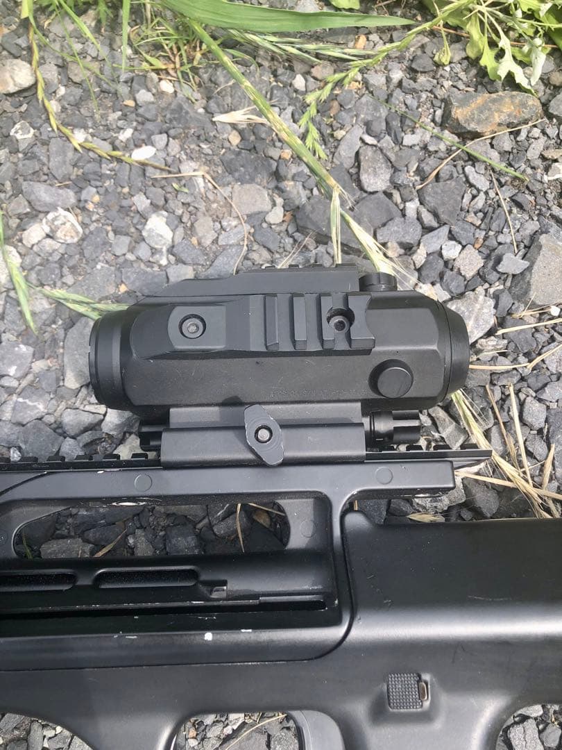 東京マルイ　スタンダード電動ガン　ステアーAUG 外装カスタム　中古