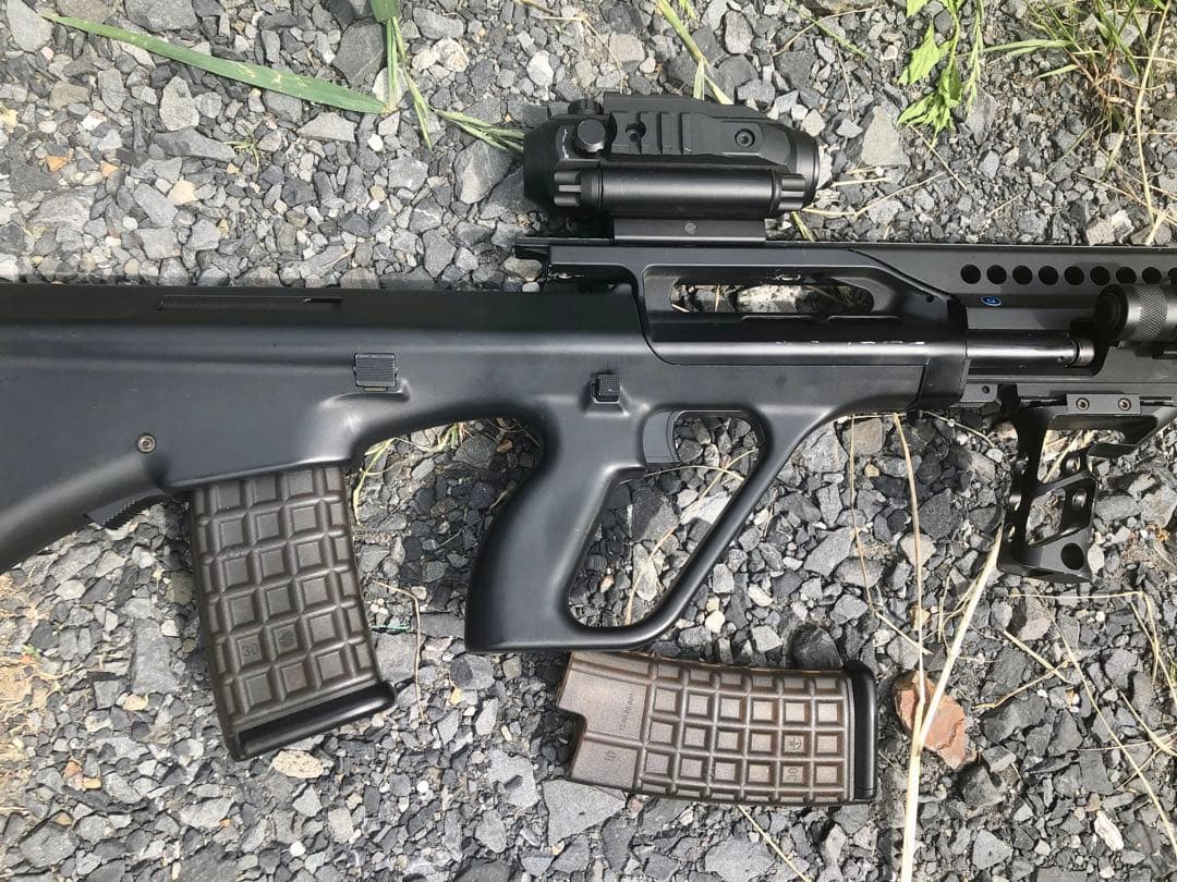 東京マルイ　スタンダード電動ガン　ステアーAUG 外装カスタム　中古