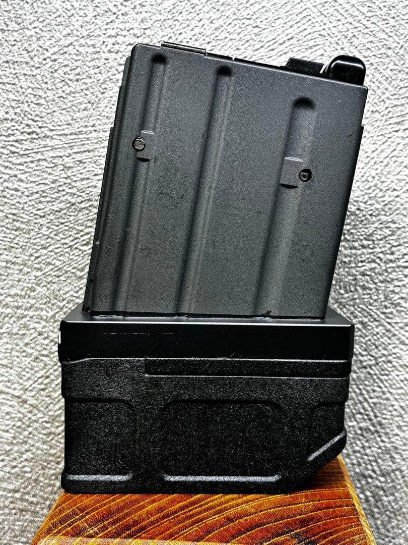 R7-17 東京マルイ GBB M4 マガジンアダプター 外部ソース仕様