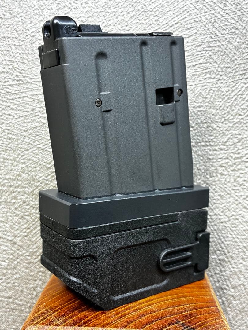 R7-17 東京マルイ GBB M4 マガジンアダプター 外部ソース仕様