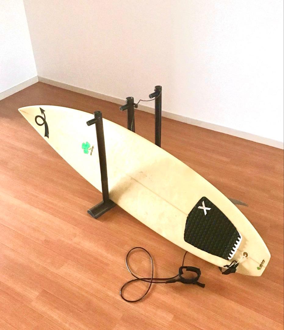 新品！ハワイアンバンブー サーフボードラック サーフボードスタンド サーフィン