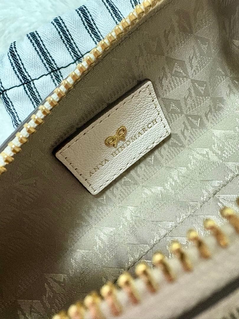 新品未使用アニヤハインドマーチANYA HINDMARCH神崎恵ペンケース筆箱