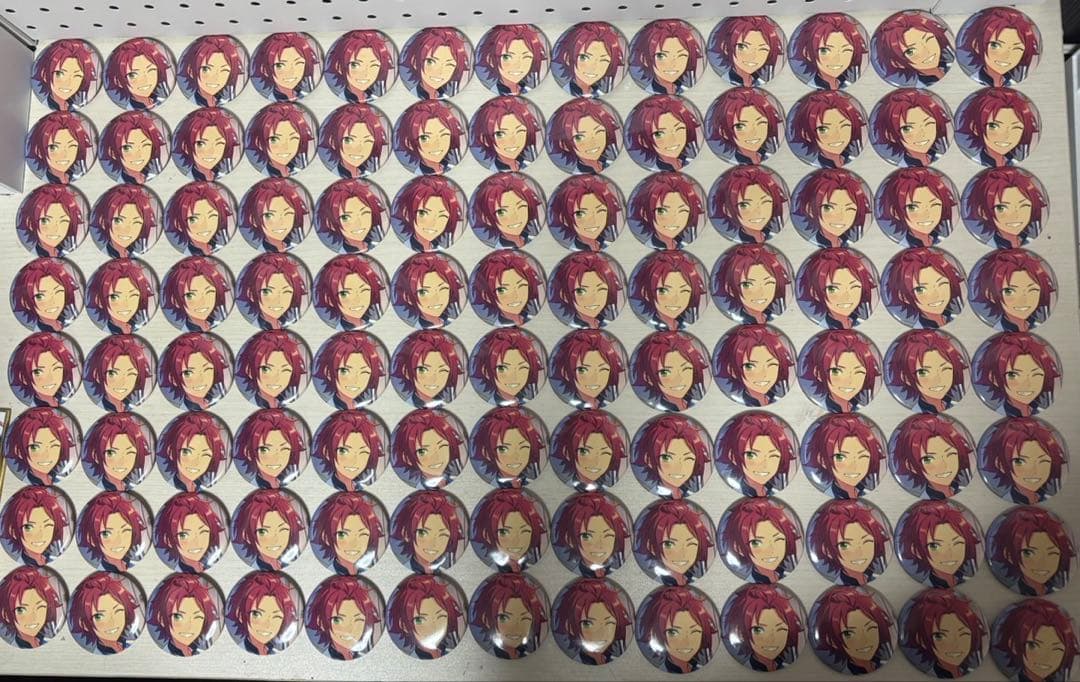 衣更真緒 2022spring 缶バッジ 181個