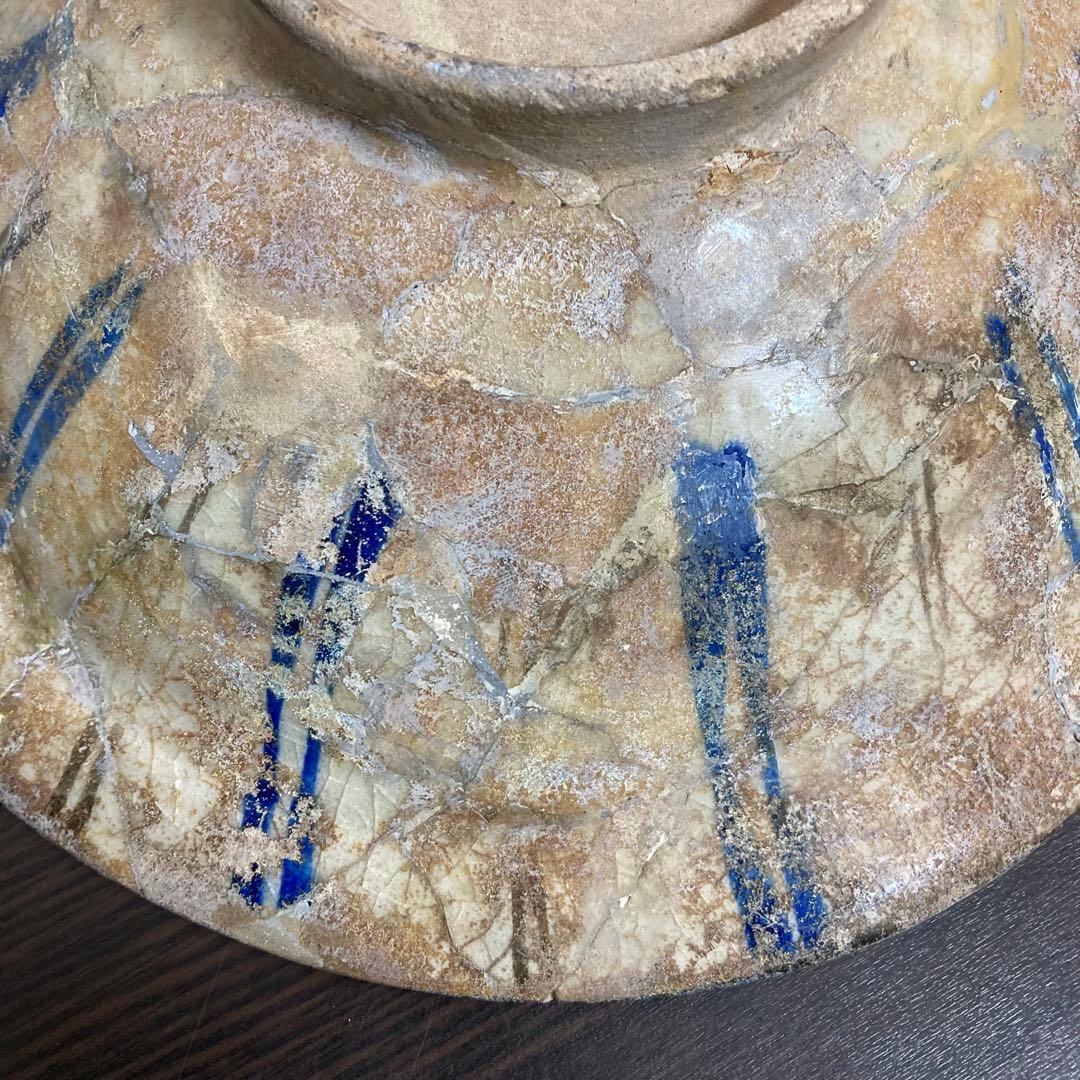 【発掘品】古代ペルシャ「白地藍黒彩鱗文鉢」12~13世紀 イスラム古陶器 考古学