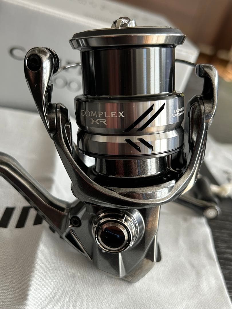 【最安・極美品】シマノ COMPLEX XR 2500F6HGスピニングリール