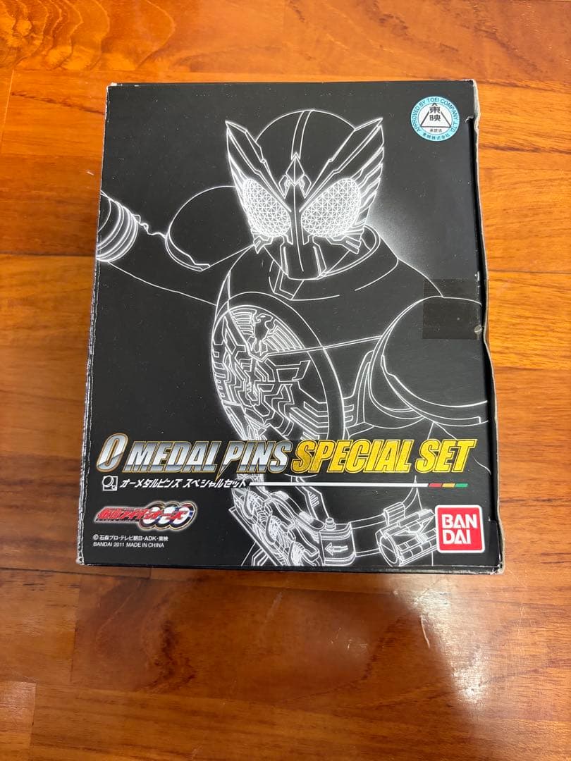 仮面ライダーオーズ/OOO　オーズメダル　ピンズスペシャルセット