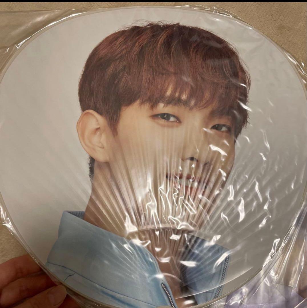 ドギョム DK ソクミン セブチseventeen うちわ クリアファイル