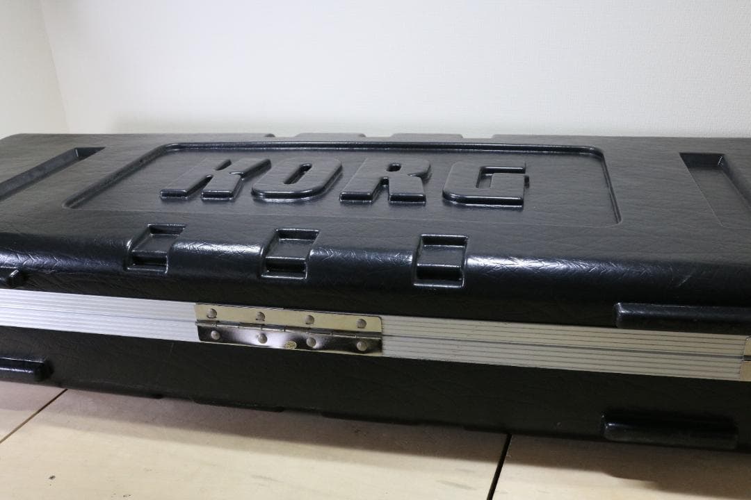 【良品】KORG KRONOS-73 73鍵 シンセサイザー 純正ハードケース
