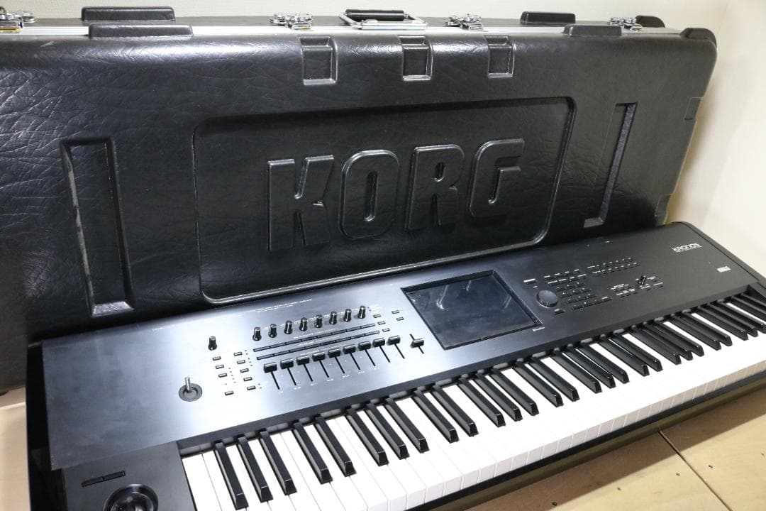 【良品】KORG KRONOS-73 73鍵 シンセサイザー 純正ハードケース
