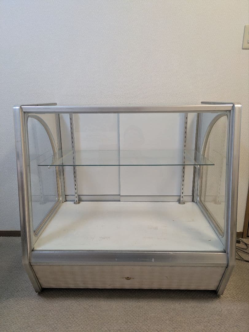 ヴィンテージ ガラスショーケース 陳列棚 照明付き中型 レトロ