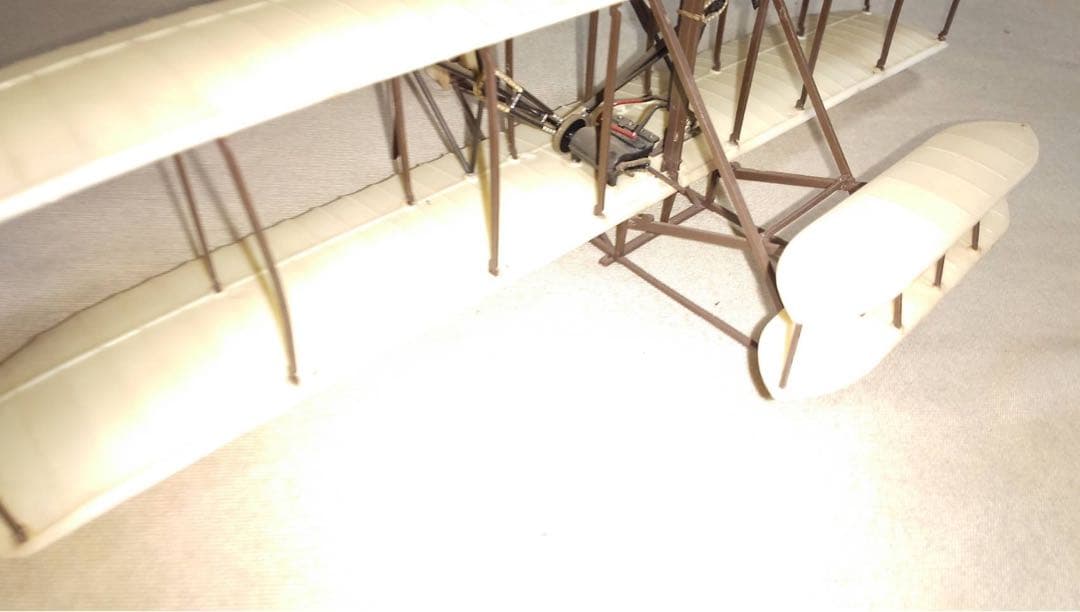 1/40プラモデル キティホークフライヤー ライト兄弟