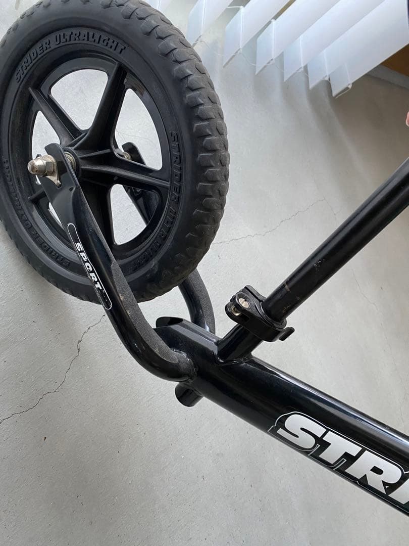 STRIDER スポーツ バランスバイク 12インチ