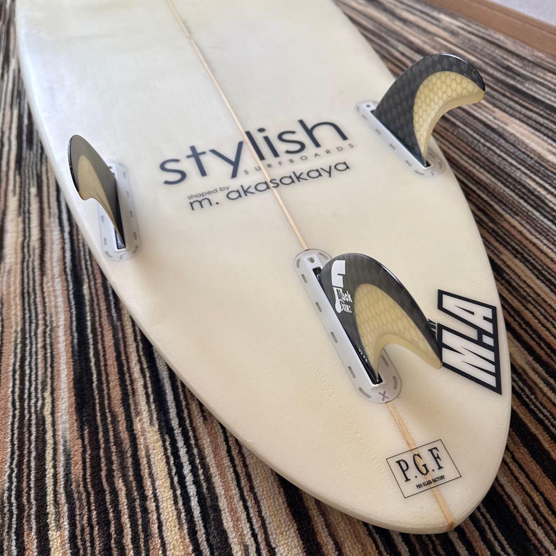 stylishサーフボード(セミガン、美品、)
