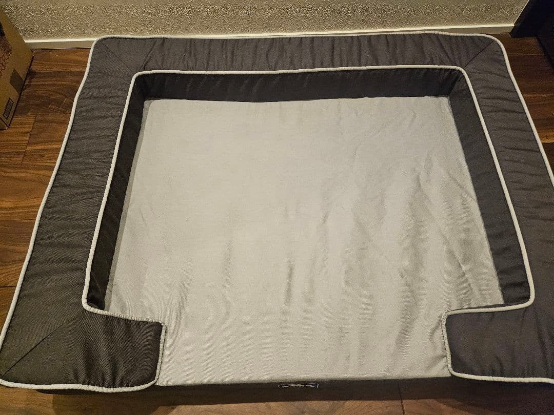希少な廃盤品　Sealy ドッグベッド　ラックスプレミアム　Mサイズ