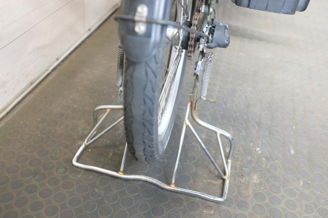 新基準　パナソニック ギュット 20インチ　3段　8.9Ah（5点灯）充電器あり