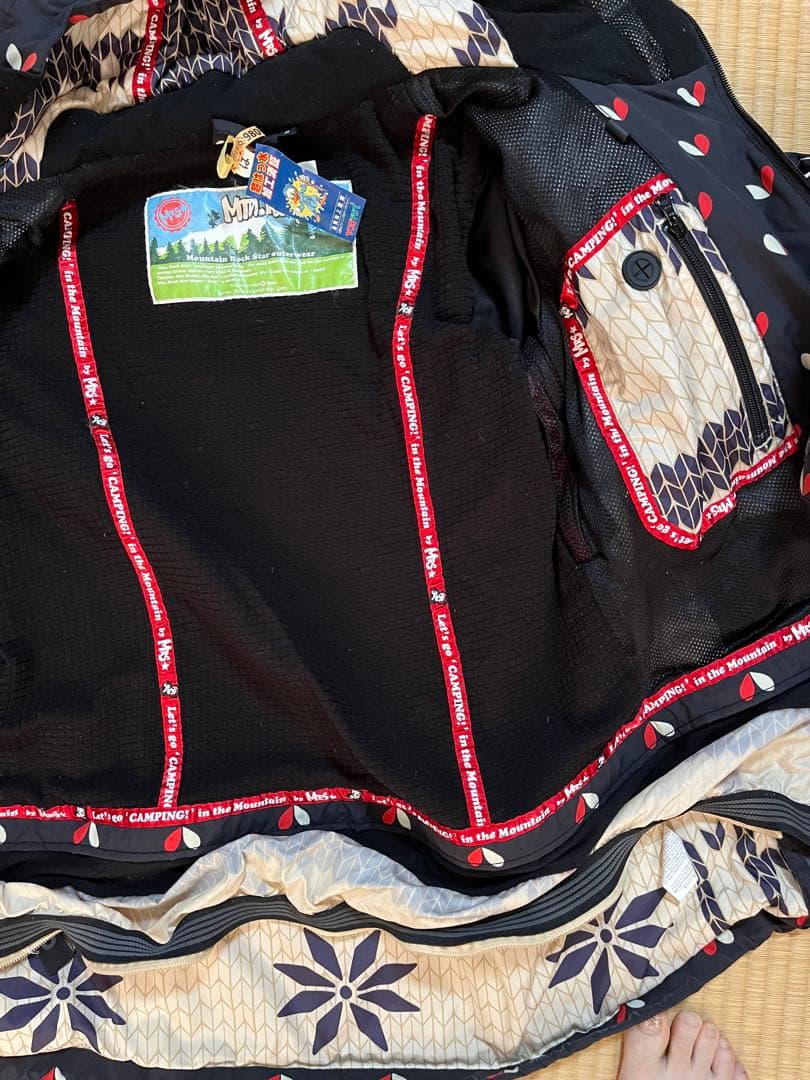 マウンテンロックスター　スノーボードウェア