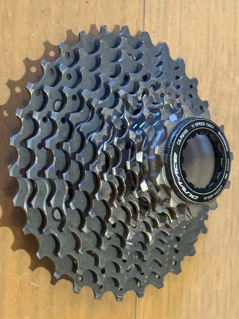 シマノDura-Ace CS-9100 11s 11-30T スプロケット