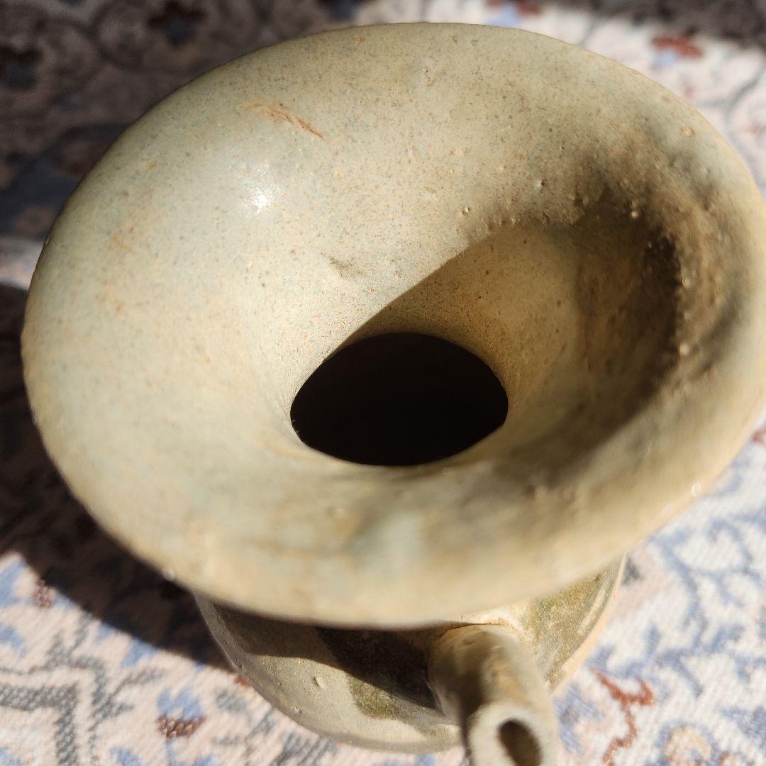 唐代長沙窯黄秞褐彩壺