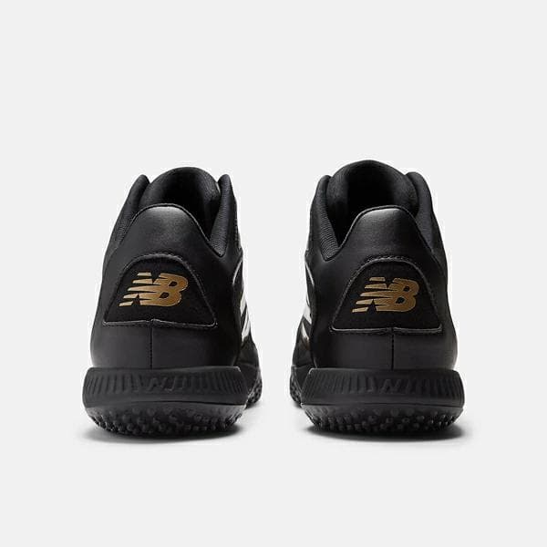 New Balance トレーニングシューズ ブラック/ゴールド