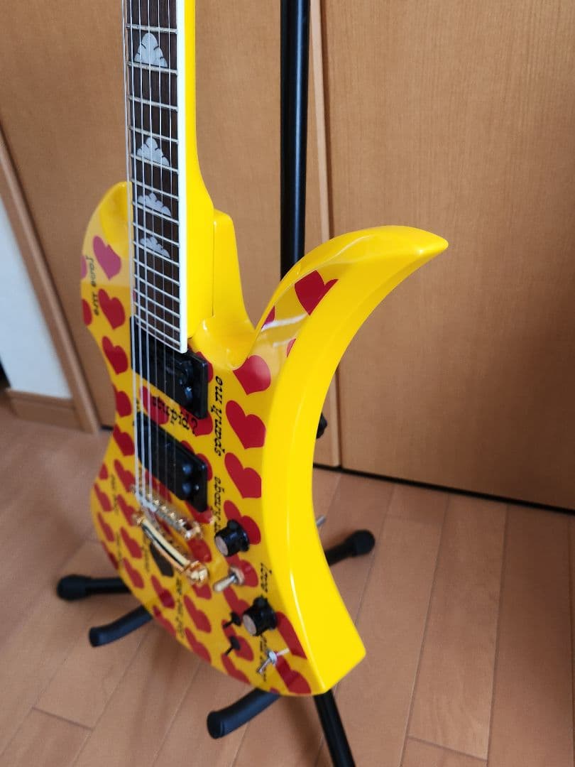 【美品/日本製】バーニーMG-145S HY hideモデル イエローハート