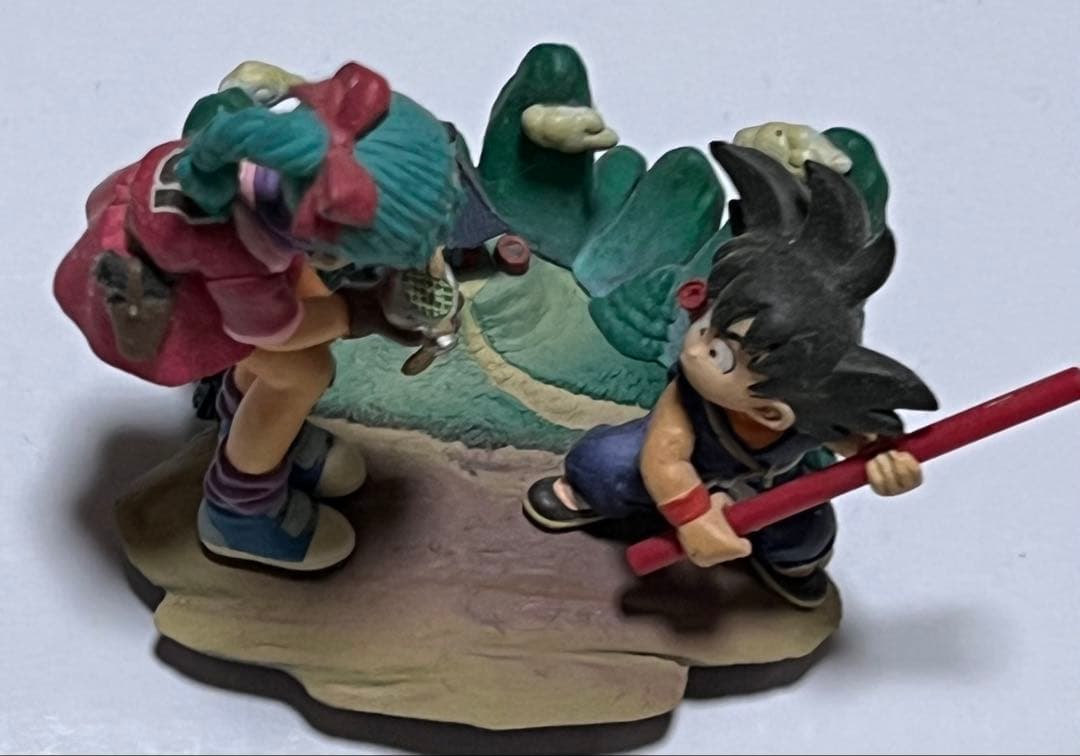 ブルマ 孫悟空 フィギュア　ドラカプ