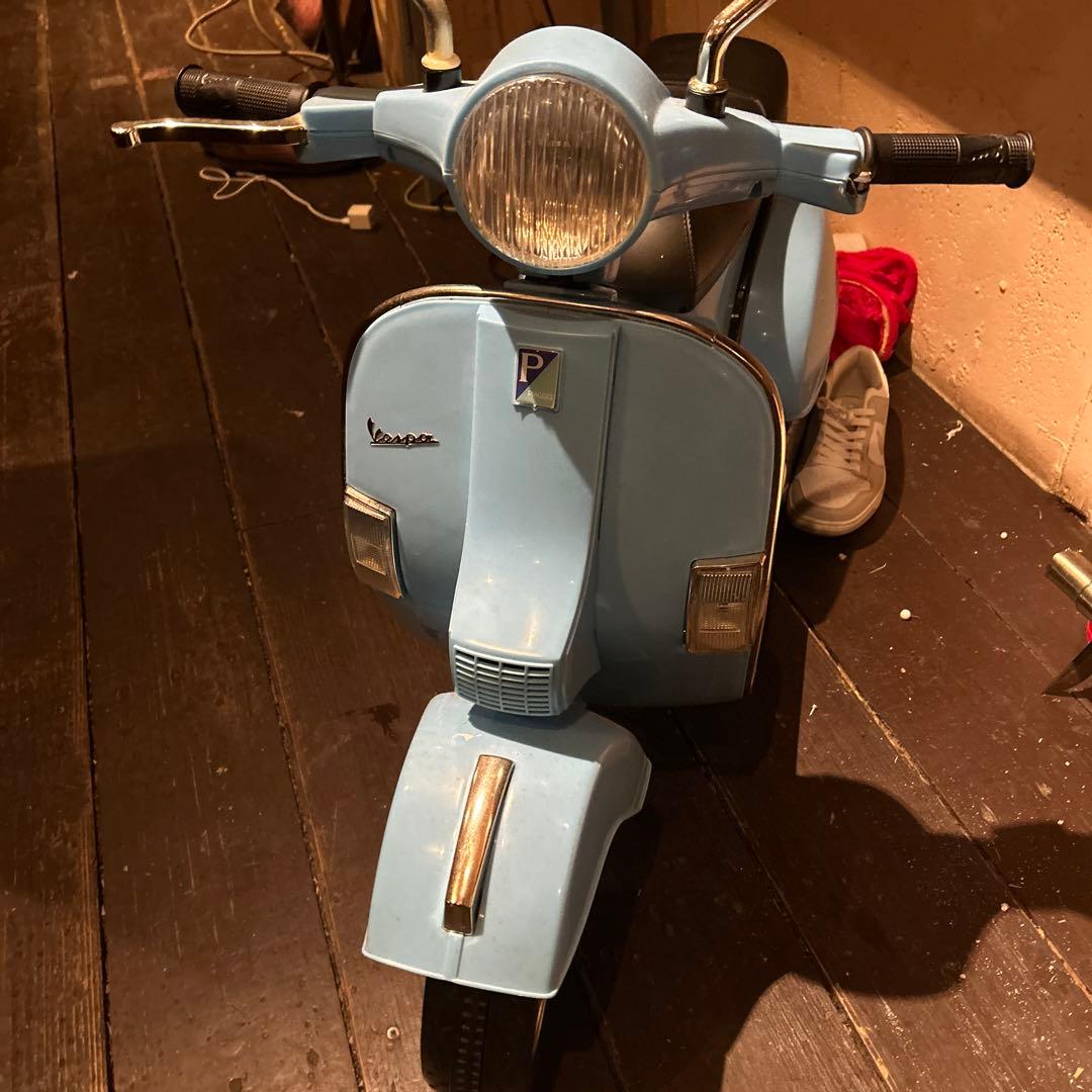 ベスパ　電動バイク　子供用　玩具　旧車　イタリア　お洒落