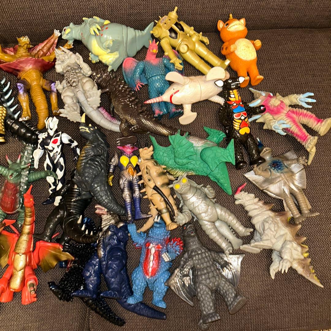 (1022) 当時物 ウルトラマン 怪獣 フィギュア ソフビ まとめ売り
