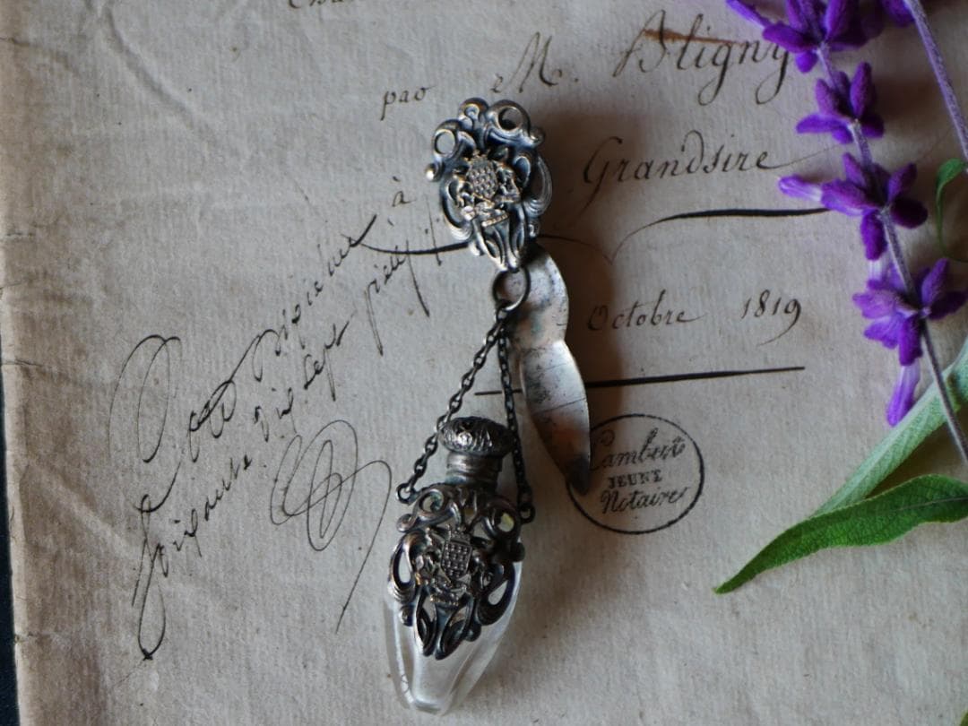 ブルターニュ紋章　シャトレーヌ　香水瓶　フランスアンティーク　アンティーク