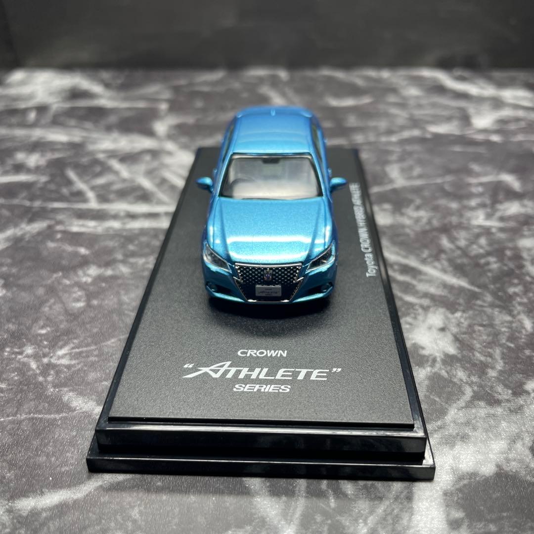 21 クラウンアスリート　ミニカー