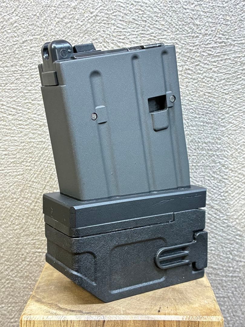 R7-12 東京マルイ GBB M4 マガジンアダプター 外部ソース仕様
