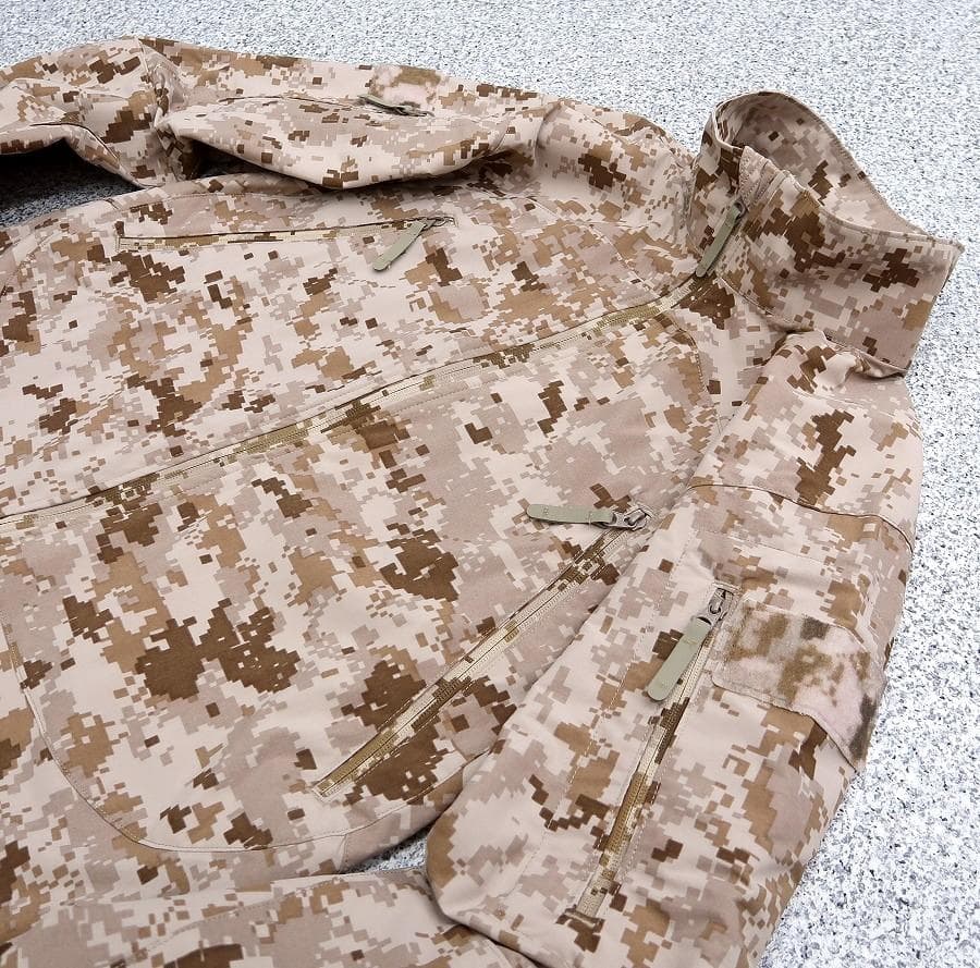 極美品 M-L 米軍実物 パタゴニア MARS レベル5 ジャケット AOR1