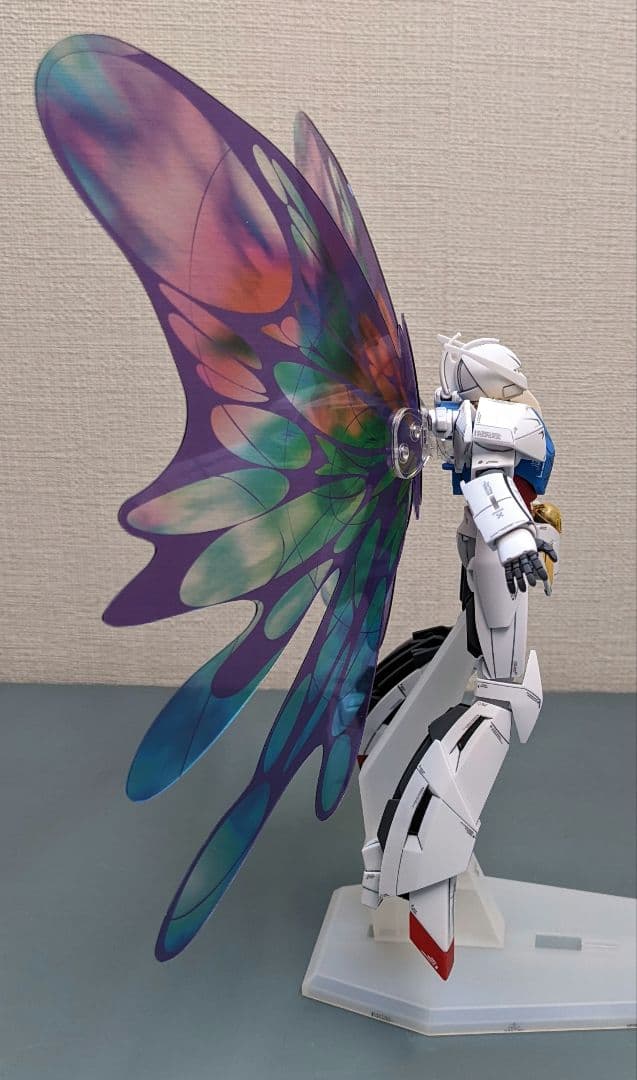 「地球は戦争する所じゃないでしょう！」ガンプラ完成品1/144　HG　∀ガンダム