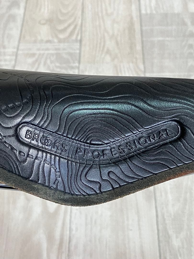 BROOKS ブルックス　限定　黒 レザーサドル 銅リベット付き　B84