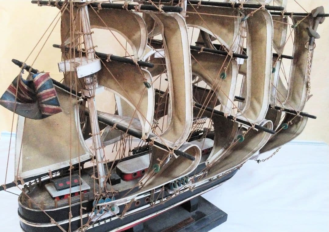 帆船模型【ヴィンテージのカティーサーク号】ハンドメイド・木製・スコットランド製