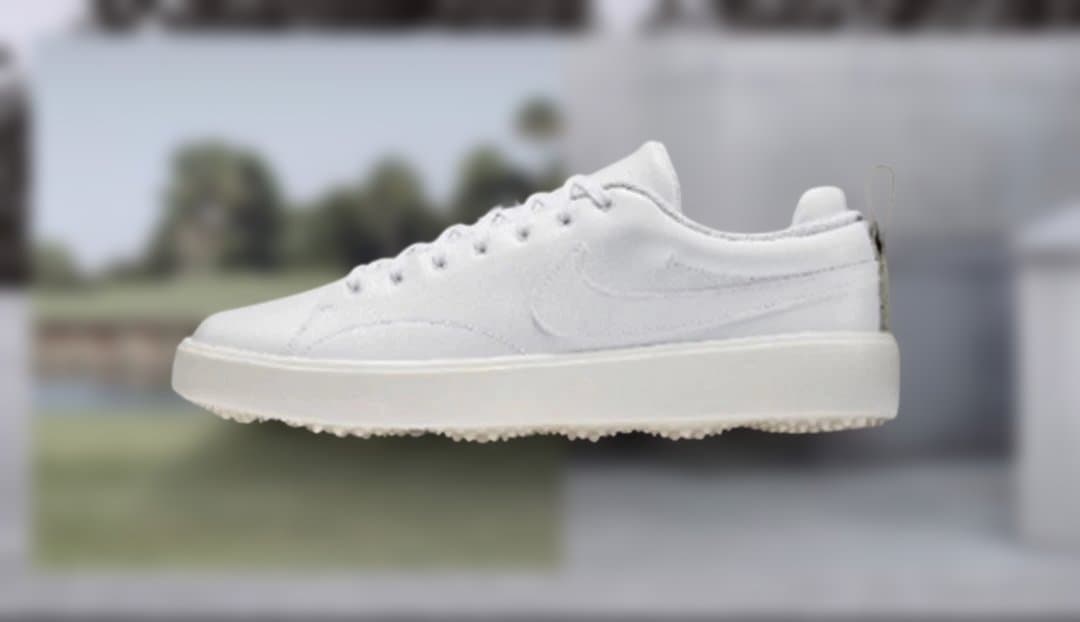 激安！名品！ナイキ コース クラシック　ゴルフシューズ！