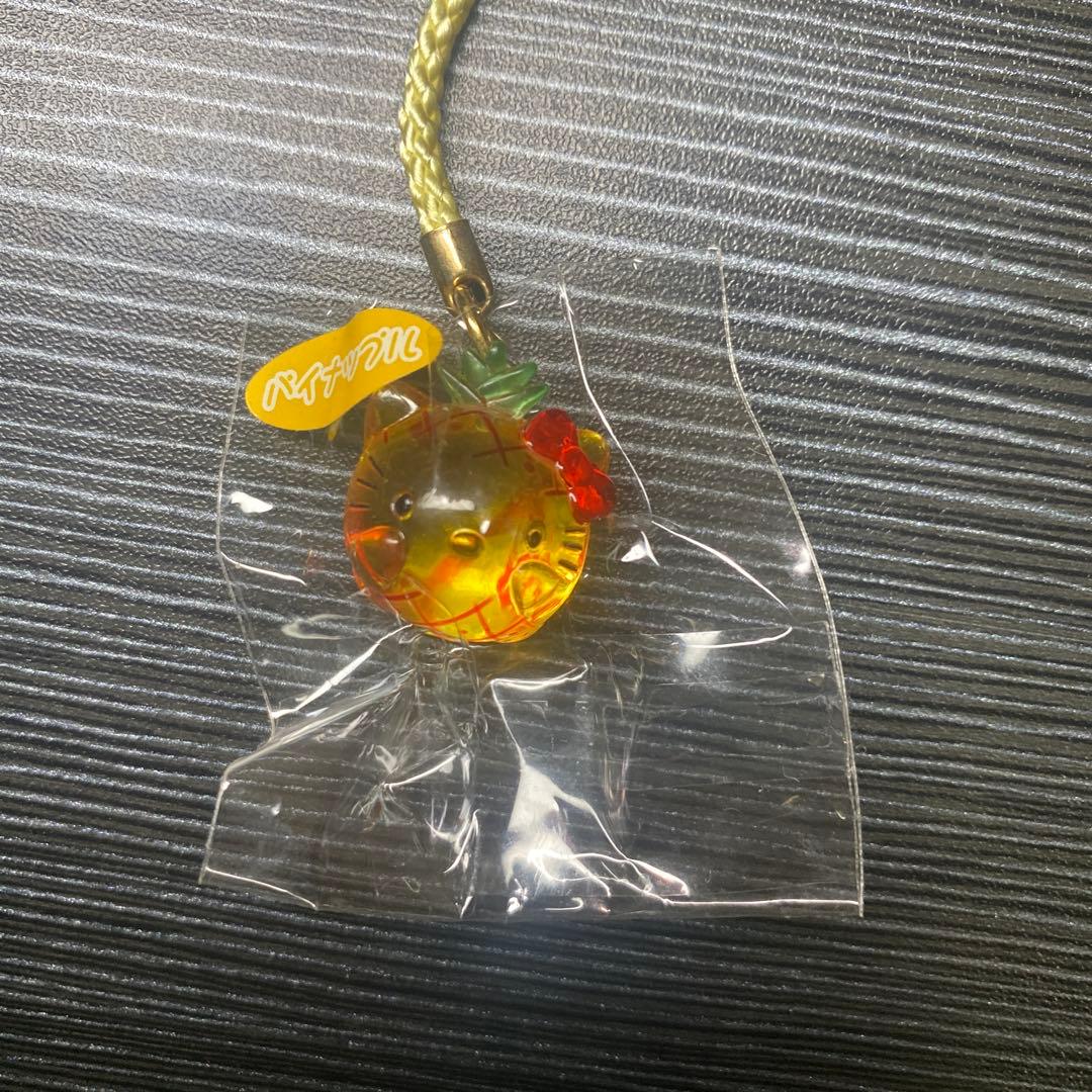 【未使用】ぽよよん　ハローキティ　フルーツバージョン　イチゴ　パイナップル