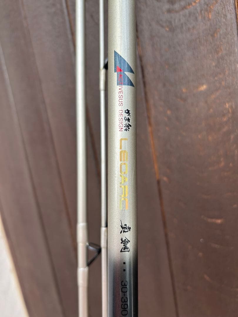 【匿名配送】がまかつ　がま船　LEOARC 真鯛30-390 竿　釣り
