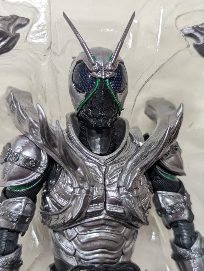 S.H.Figuarts 仮面ライダーSHADOWMOON　 BLACK SUN