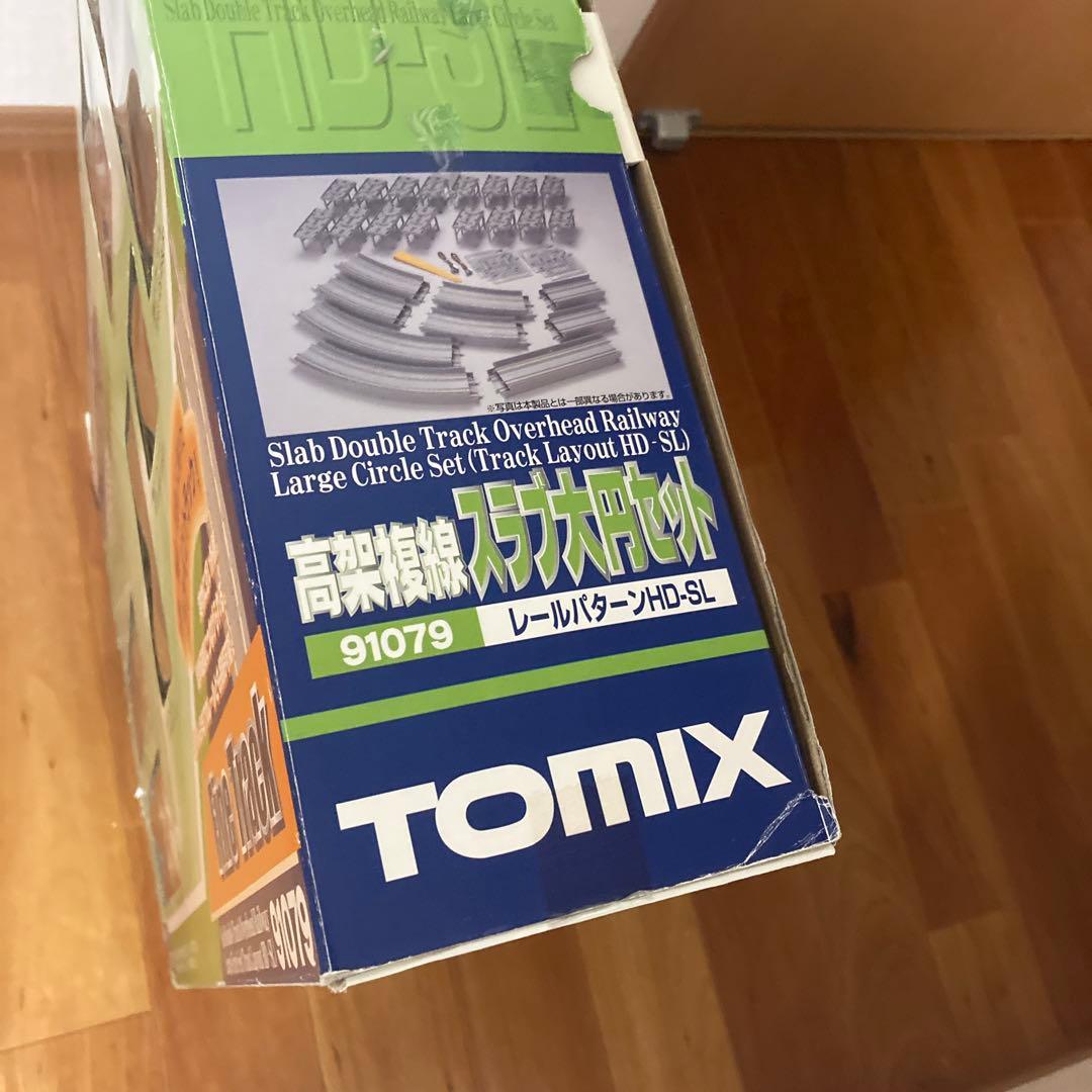 TOMIXレールセット： 高架複線スラブ大円セット(品番 91079)