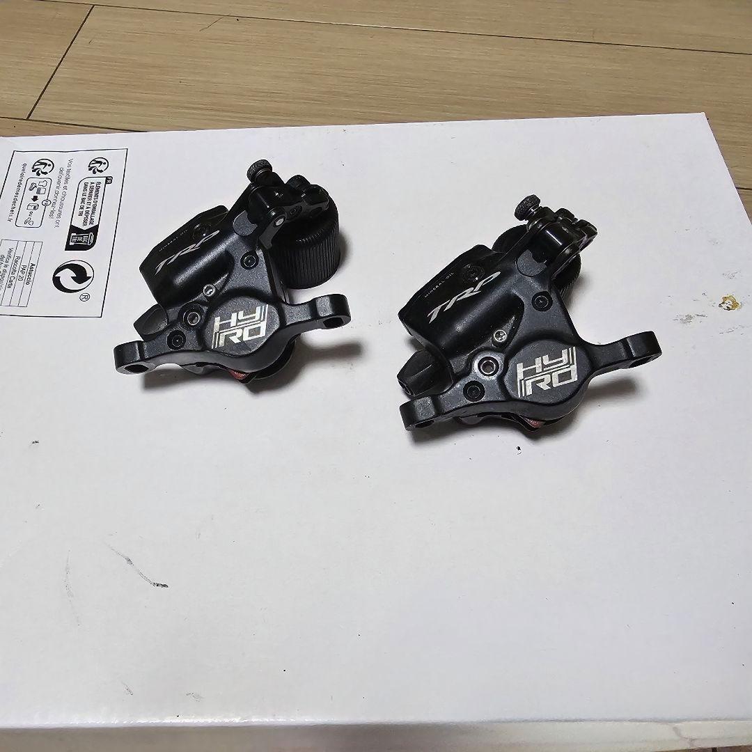 TRP/HYRD ブレーキキャリパーセット