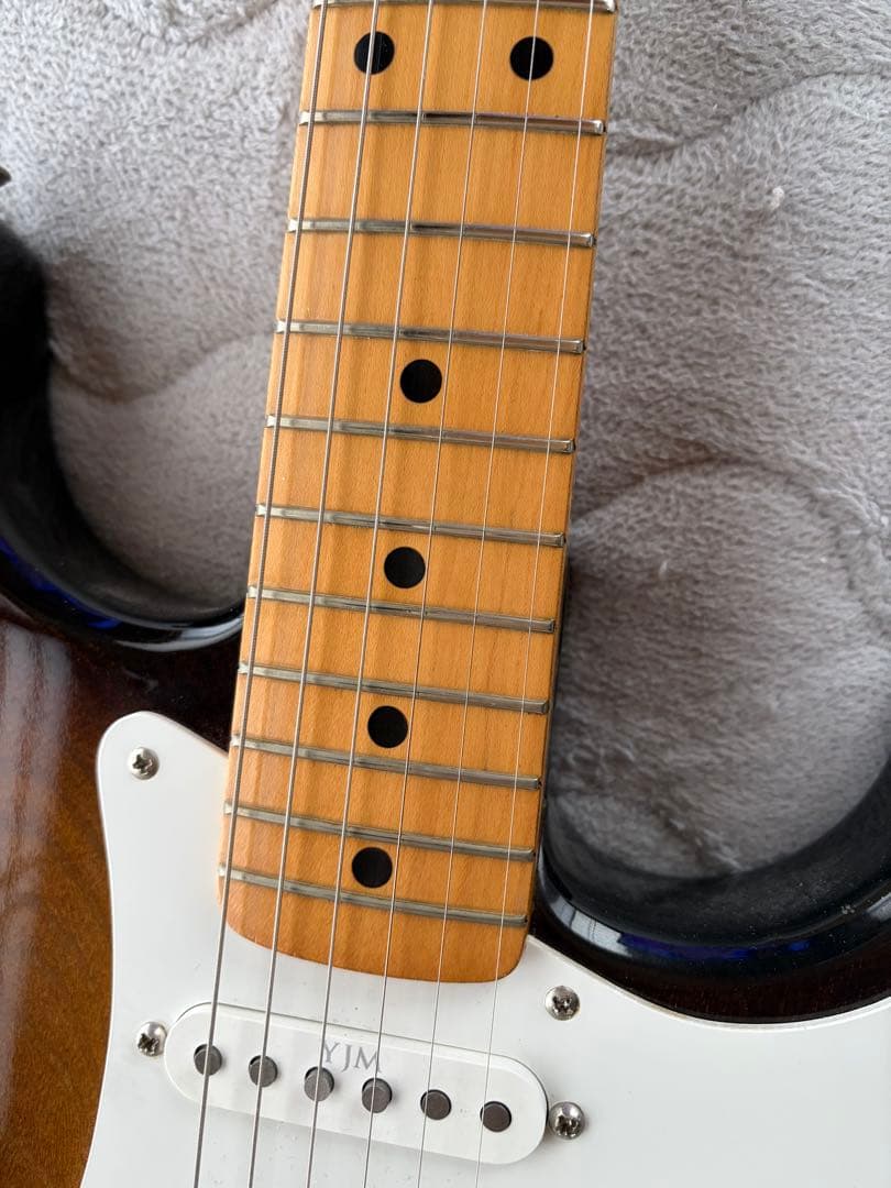 Joodee ダンカンYJM2発搭載、ロックペグ、ロック式トレモロのダブルロック