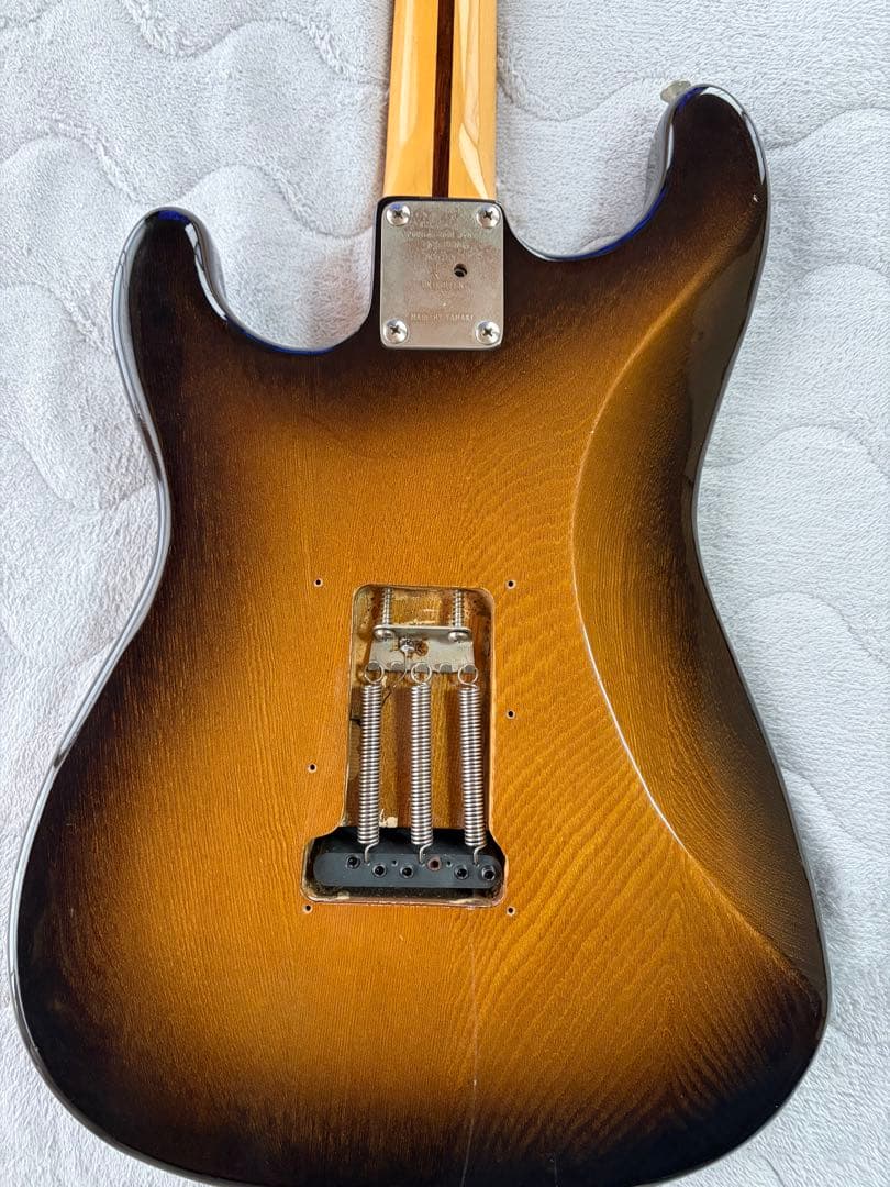 Joodee ダンカンYJM2発搭載、ロックペグ、ロック式トレモロのダブルロック