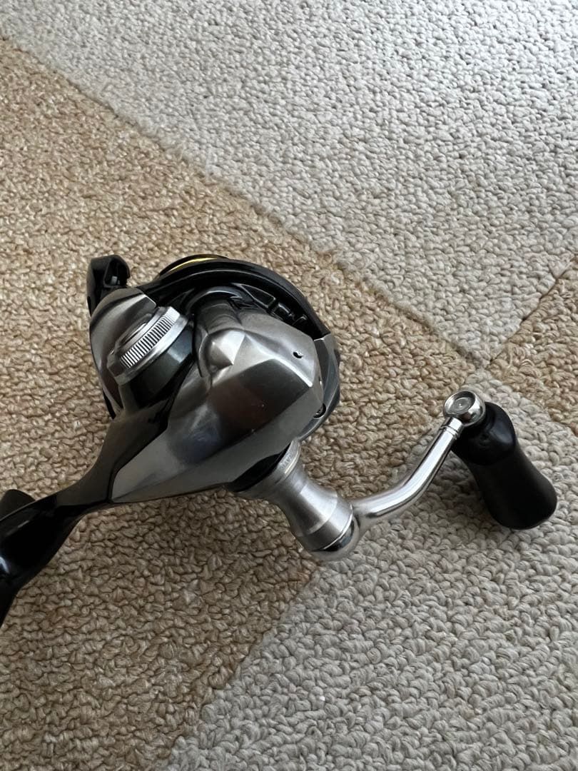 リール SHIMANO 12Vanquish C2000HGS