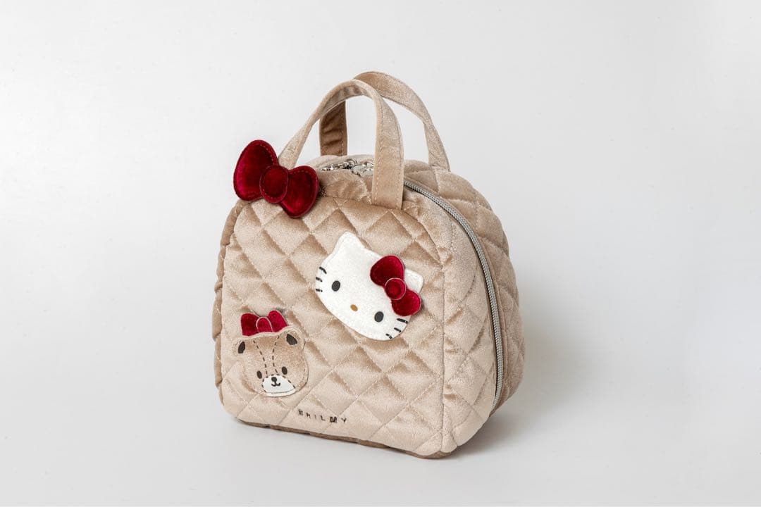 未開封　HELLO KITTY × BRILMY ズボラに優しいコスメポーチ