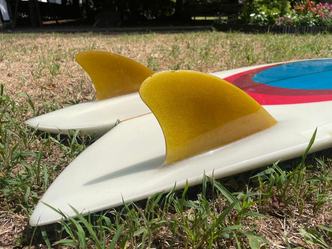 レトロツインフィッシュ5.10厚さ浮力あり