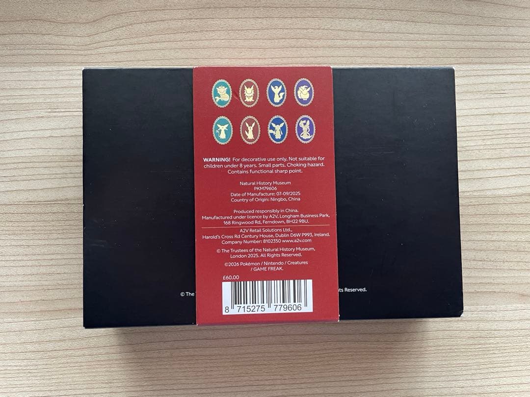 ポケモン30周年 ピンバッジ２個セット ロンドン自然史博物館コラボ