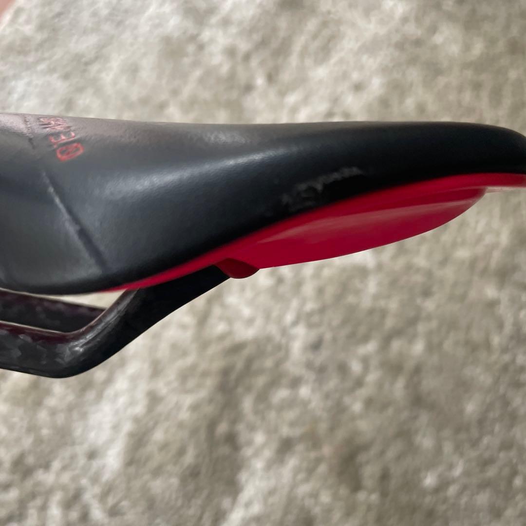 アスチュートAstvte Skyline VT 3.0 FLUO ピンクカラー