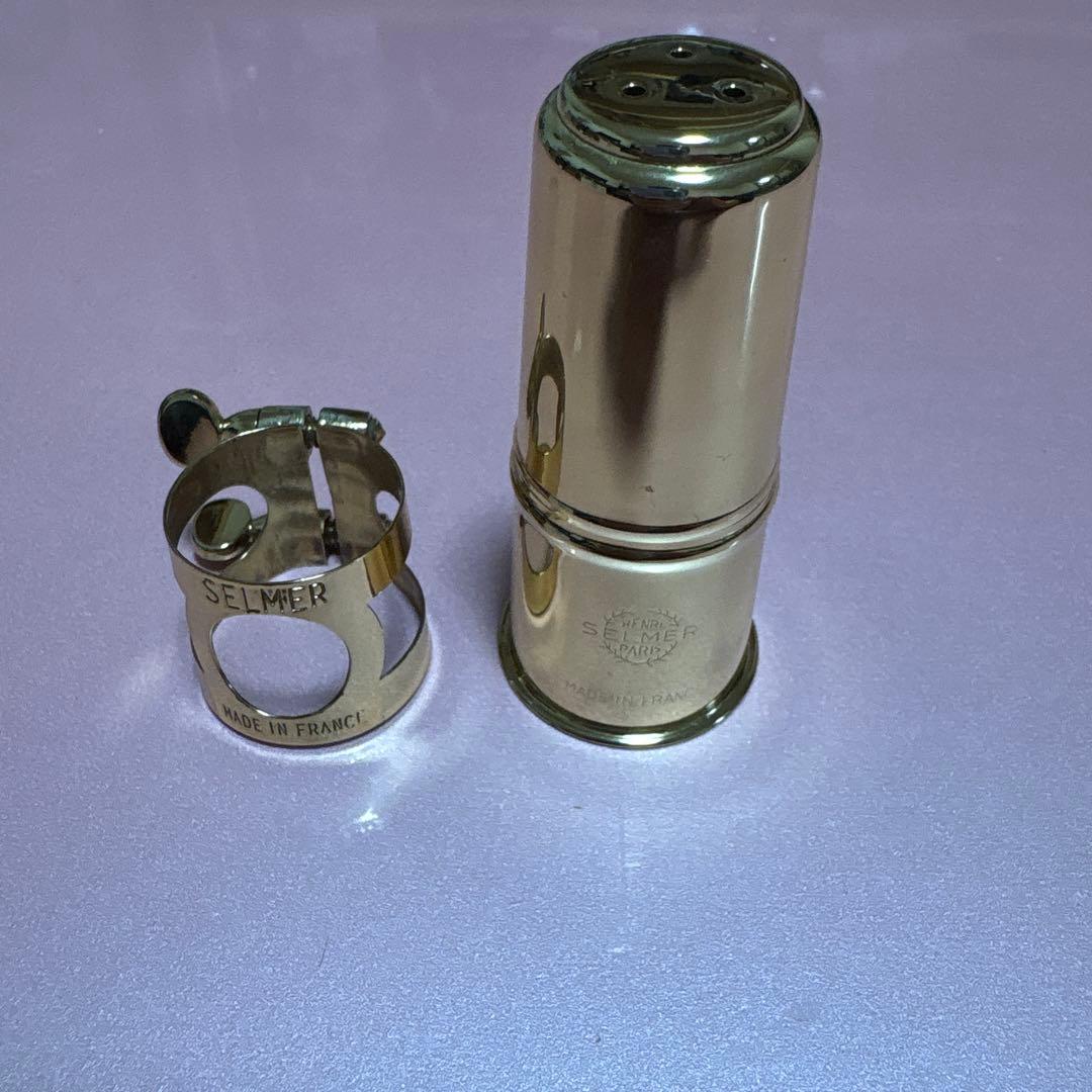 SELMER アルトサキソフォンリガチャーとマウスピースキャップ